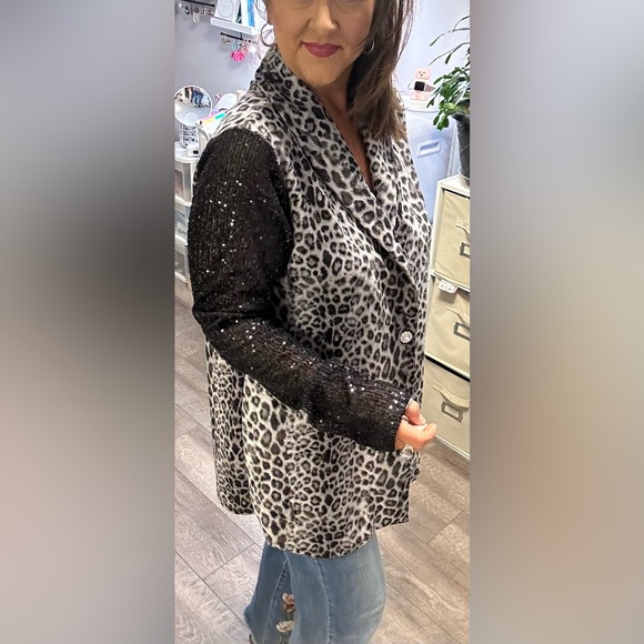 Leopard print jacket - Picture 3 of 3